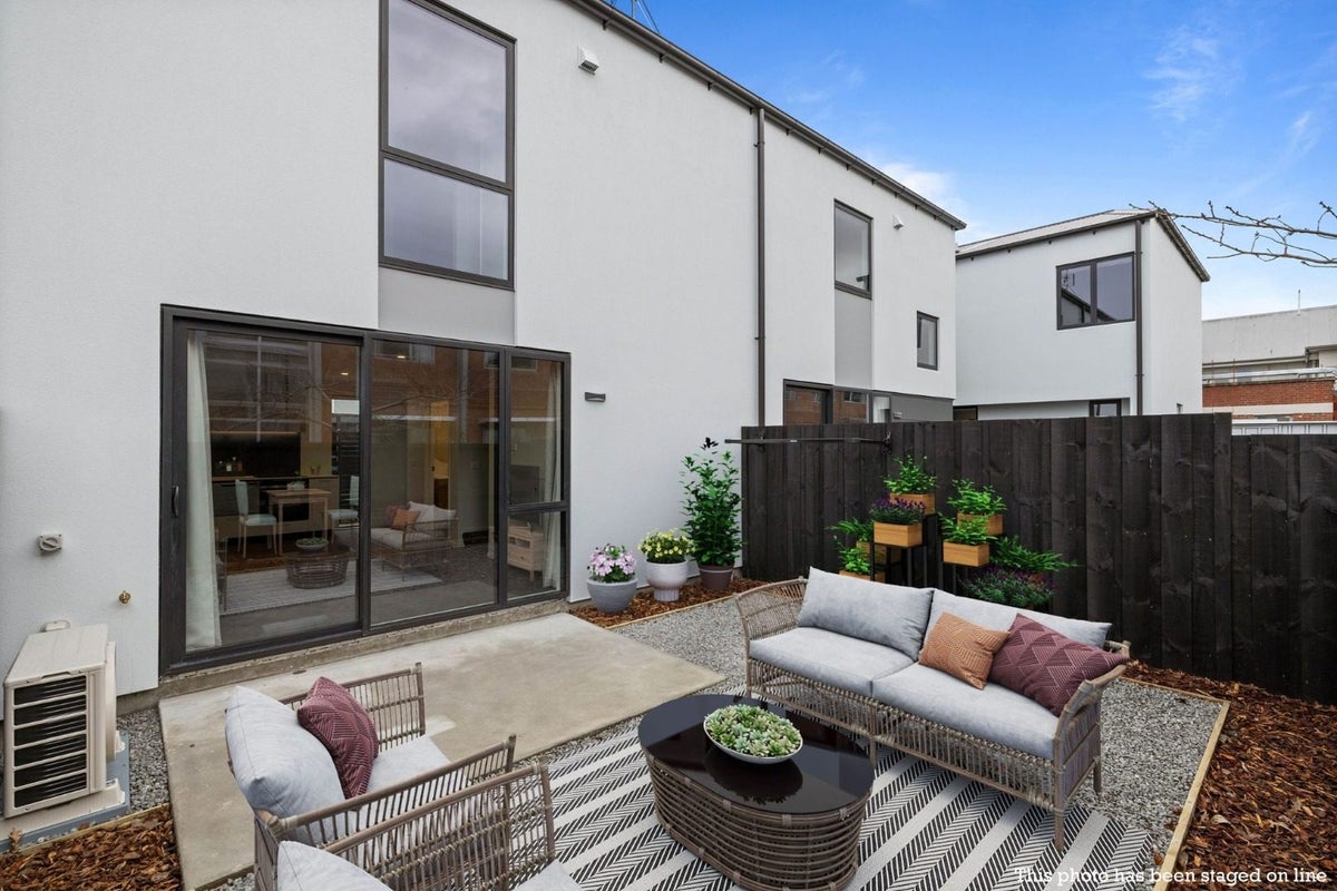 1/43 New Brighton Road, Shirley, Christchurch - Carousel 8