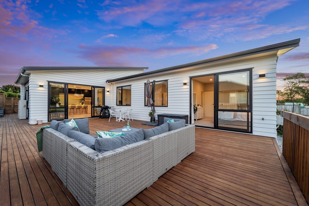 15 Josh Road, Huapai, Kumeu - Carousel 2