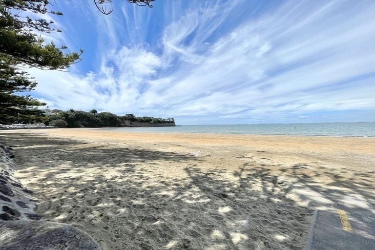 7/3 Glen Road, Browns Bay, Auckland - Carousel 11