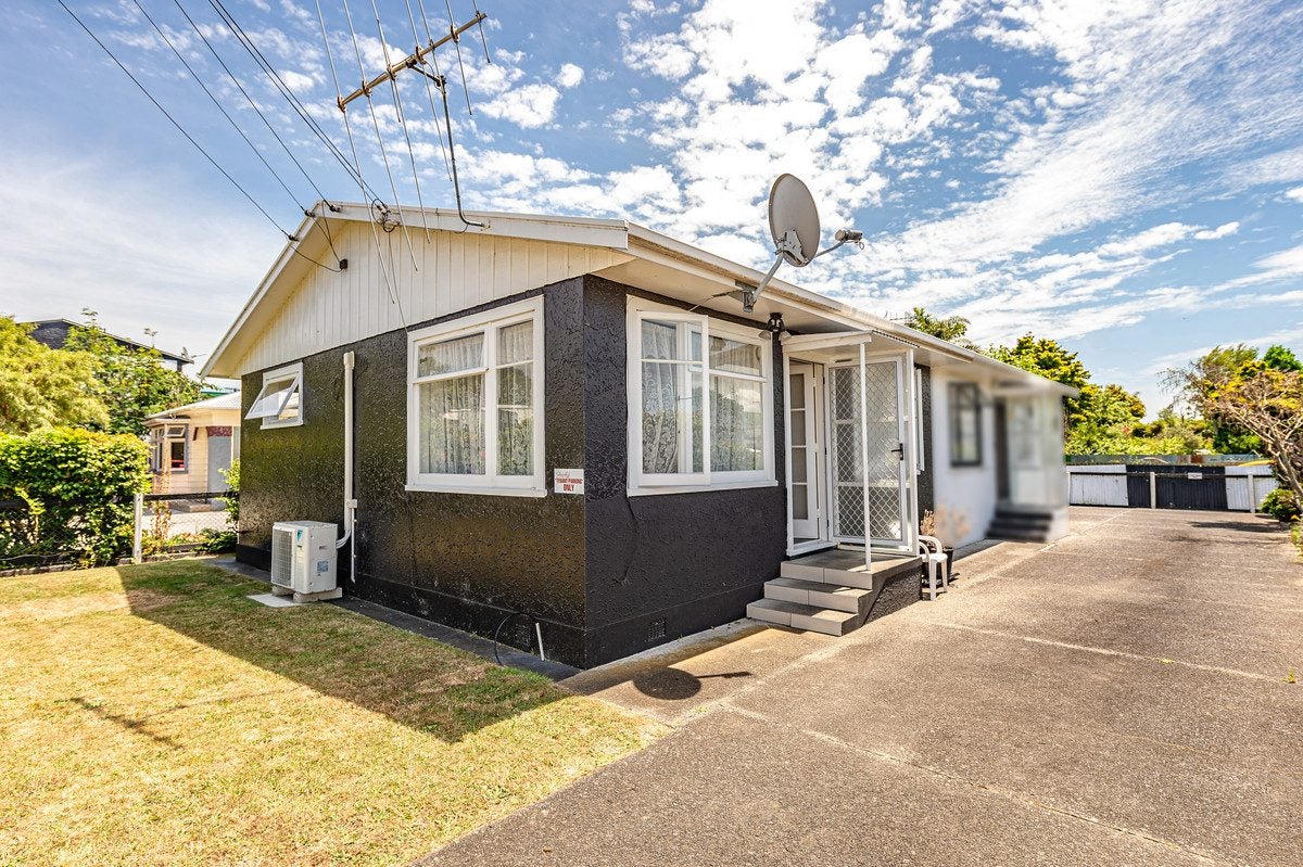 18A Guyton Street, Whanganui, Whanganui - Carousel 1