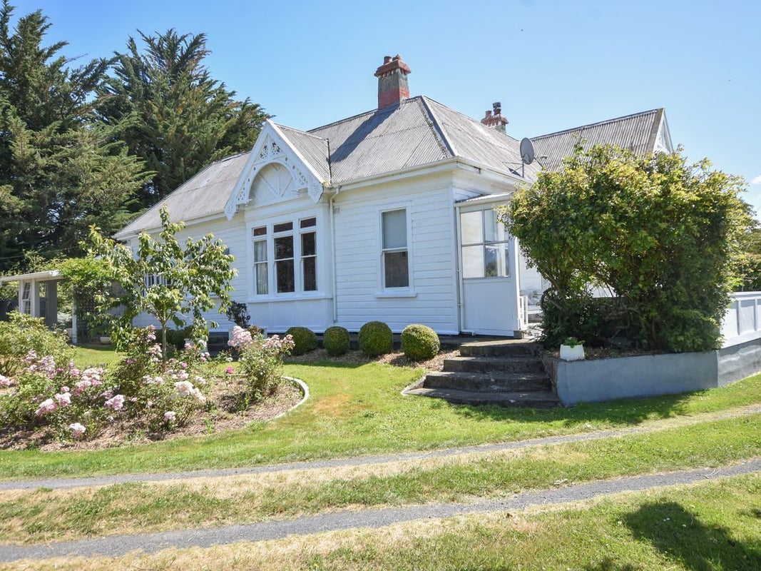 1215 Centre Road, Henley, Outram - Carousel 2