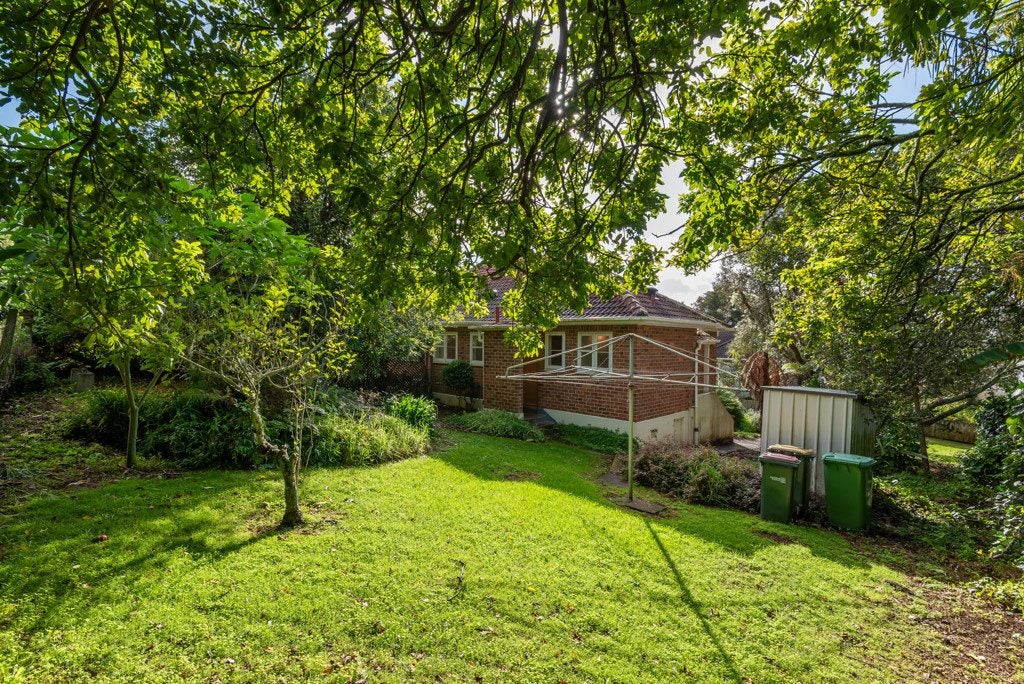 9D Kerr Street, Devonport, Auckland - Carousel 13