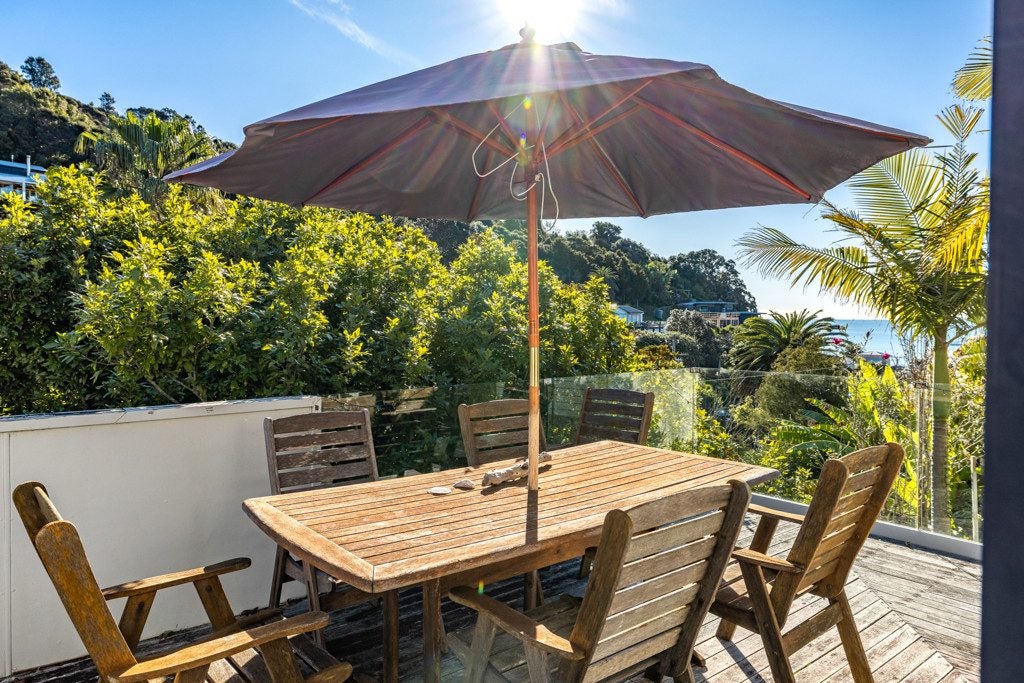 16 Miro Road, Palm Beach, Waiheke Island - Carousel 2