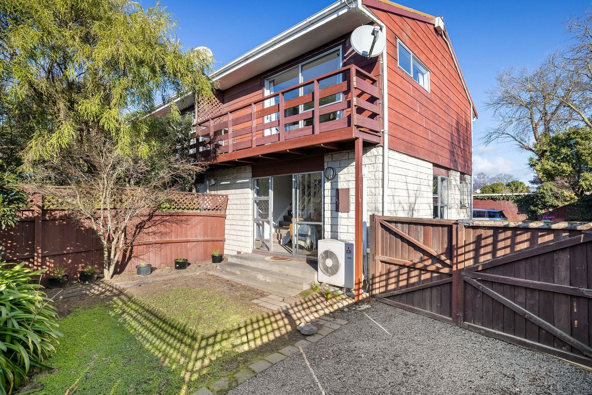 1/14A Frederick Street, Waltham, Christchurch - Carousel 1