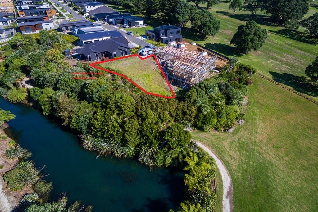 10 Kakariki Lane, Waiwhakaiho, New Plymouth - Carousel 2