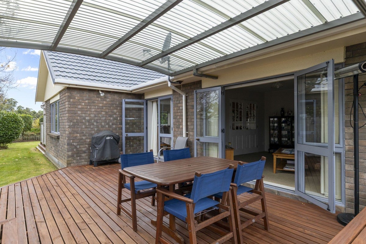 64 Branch Road, Highlands Park, New Plymouth - Carousel 2