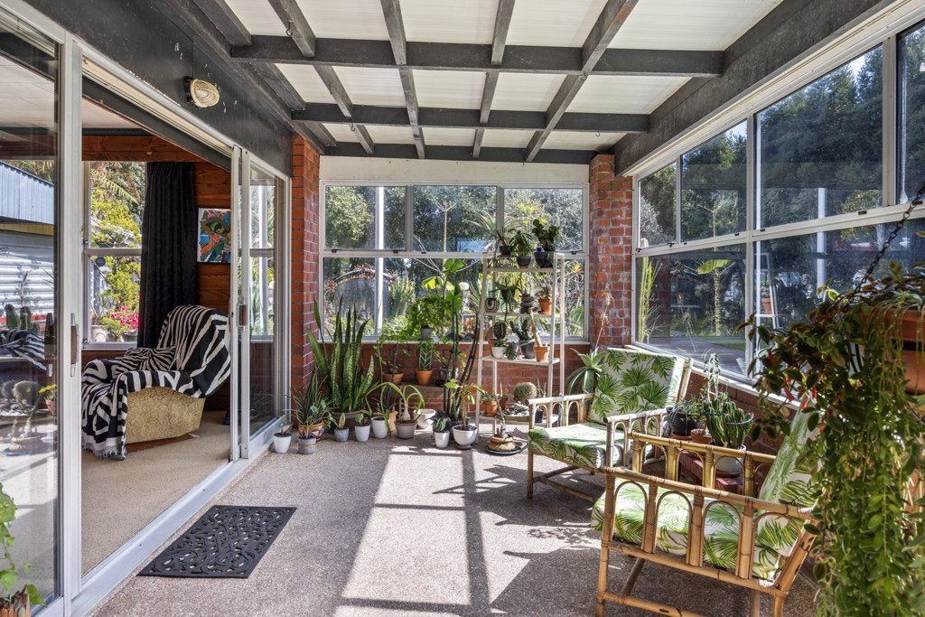 14 Waitara Road, Brixton, Waitara - Carousel 1