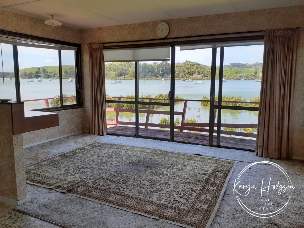 12 Piccadilly Street, Pahi, Paparoa - Carousel 2