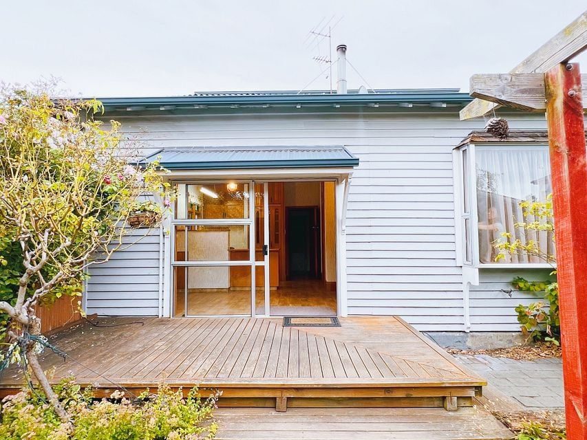 22 Cole Porter Avenue, Mairehau, Christchurch - Carousel 1