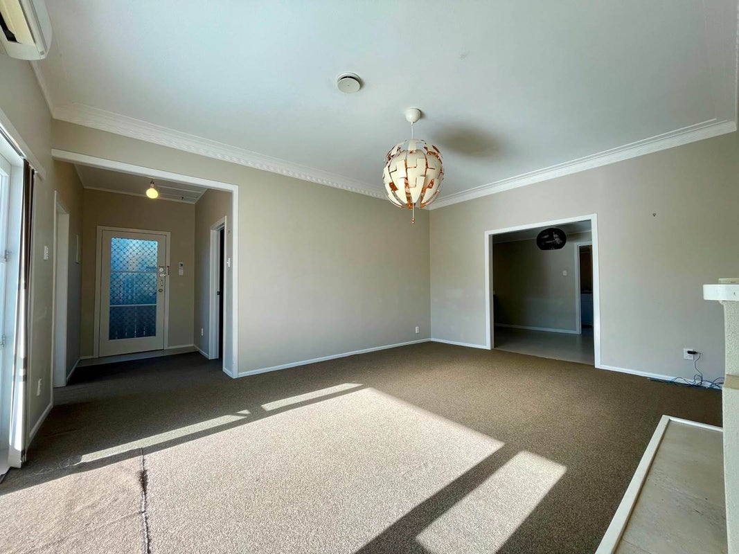 60 Oakley Avenue, Waterview, Auckland - Carousel 2