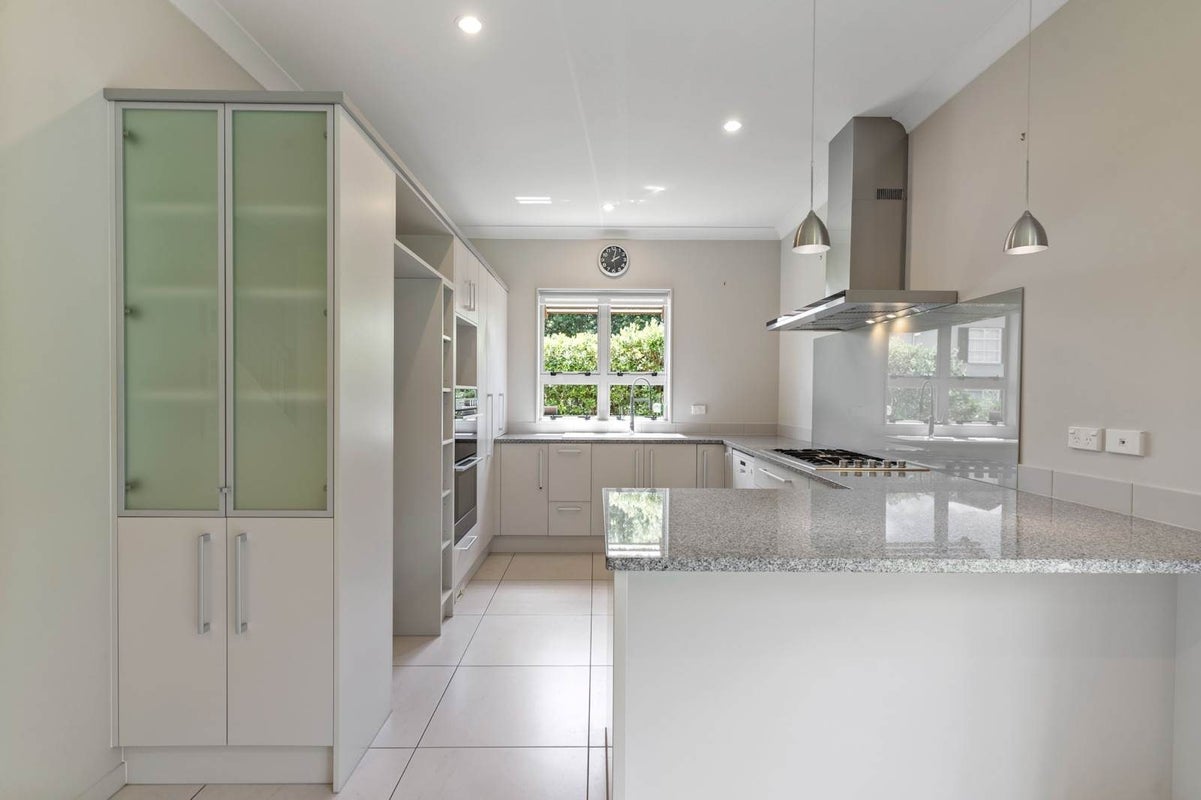 6 Kauriki Terrace, Stonefields, Auckland - Carousel 2