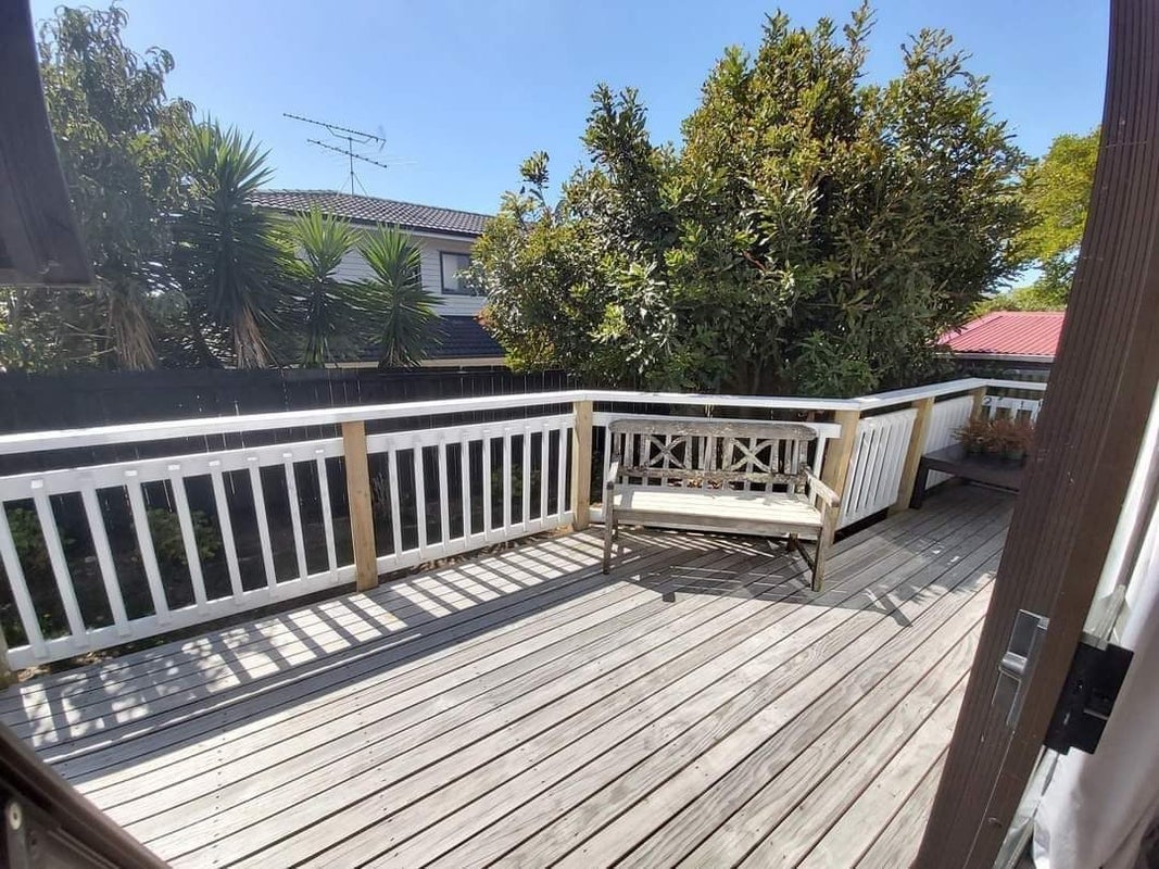 68 Beachlands Road, Beachlands, Auckland - Carousel 1
