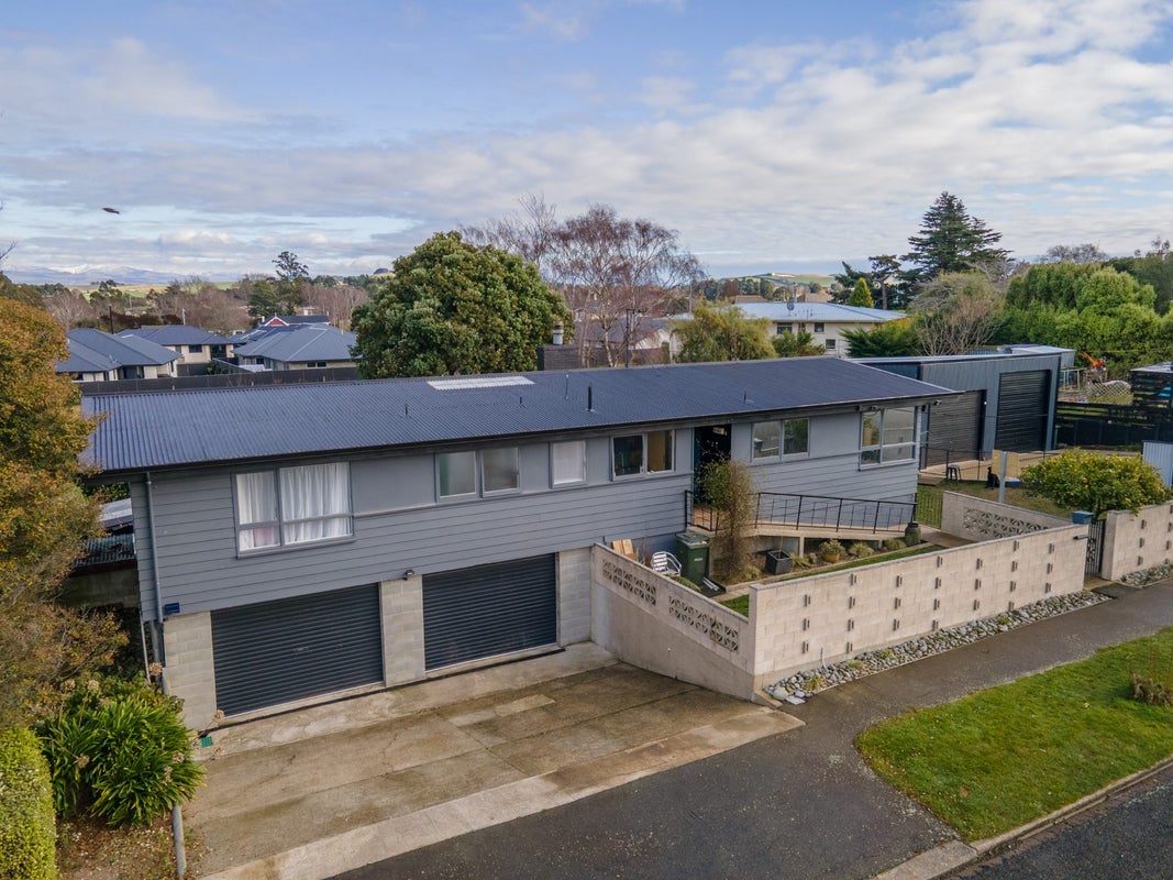 23 Holmes Street, Holmes Hill, Oamaru - Carousel 1