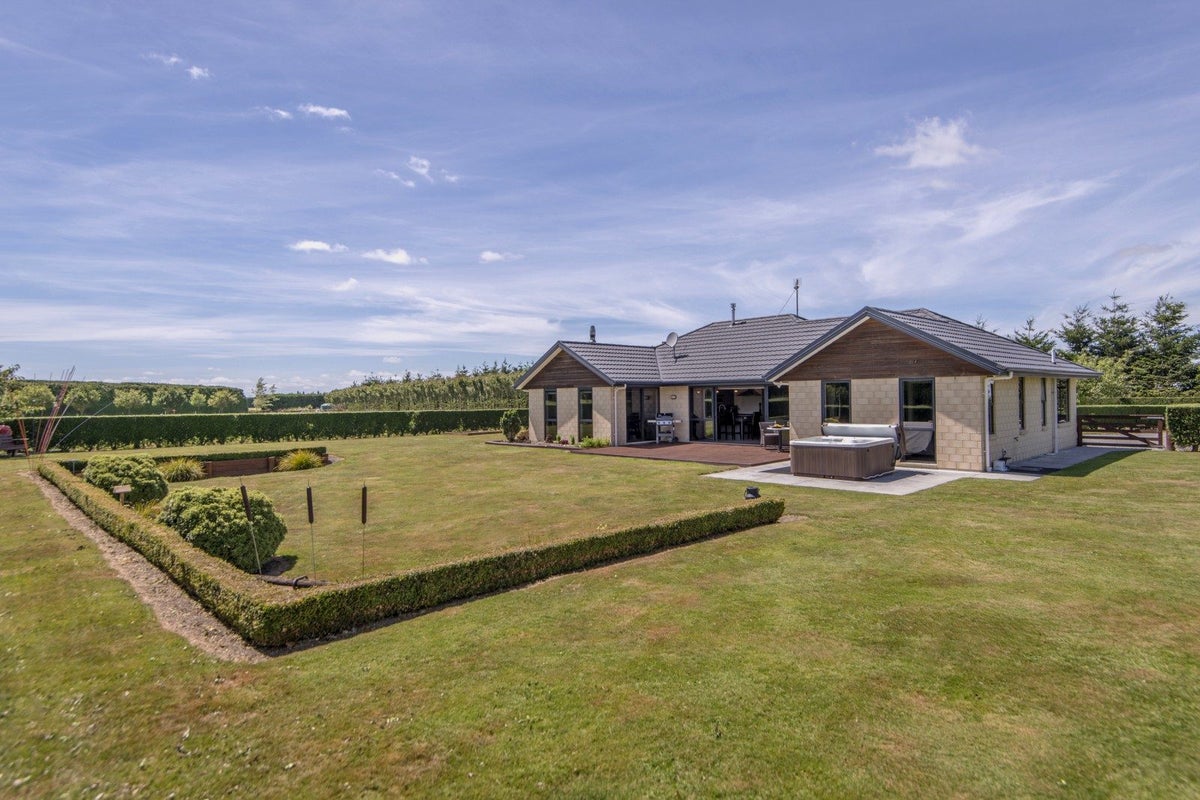 307 Waimarama Road, Methven, Rakaia - Carousel 1