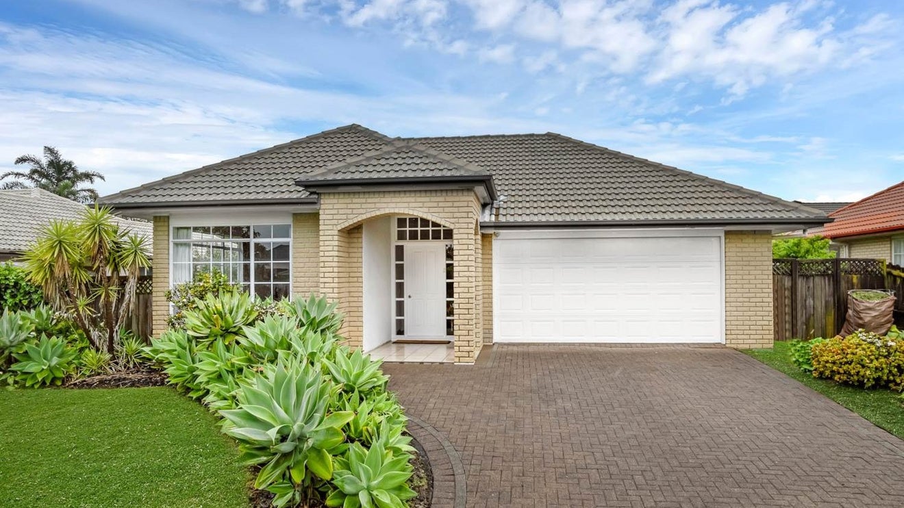 106 Millhouse Drive, Northpark, Auckland - Carousel 1