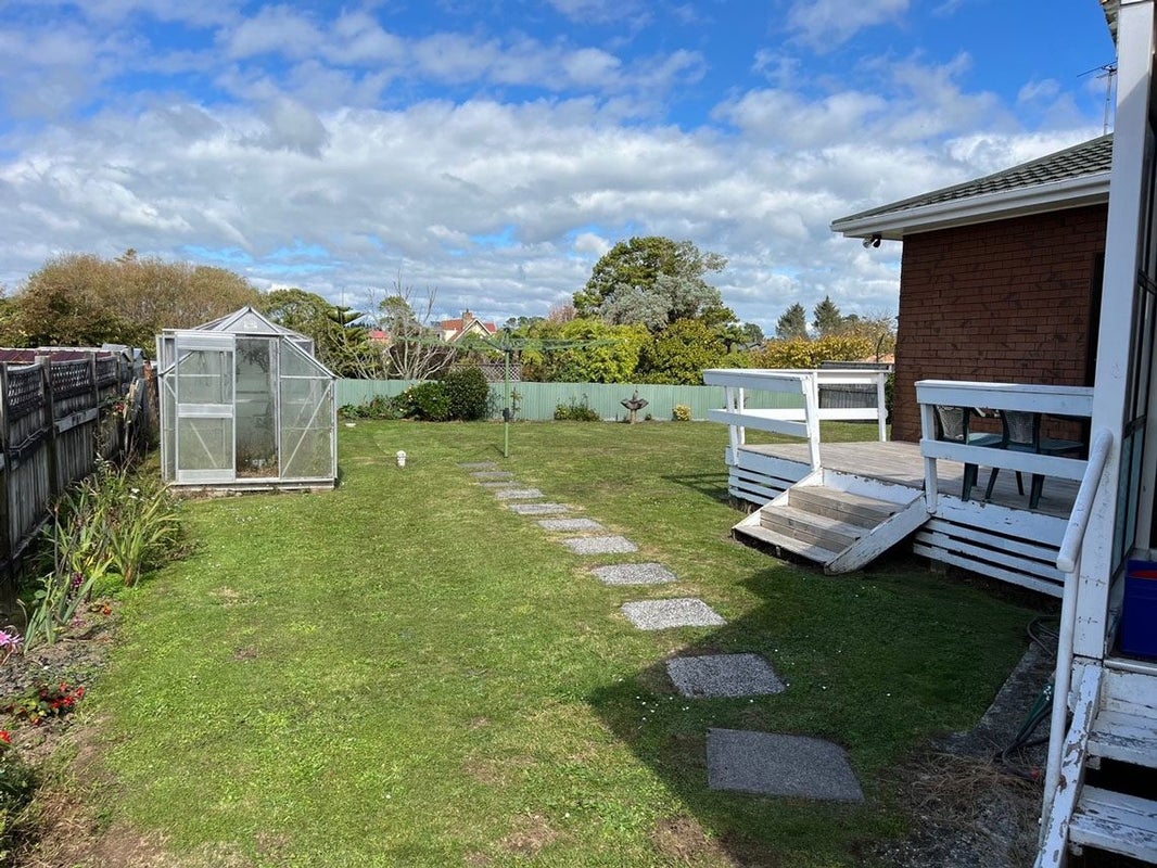 127 Pembroke Road, Pembroke - Carousel 4