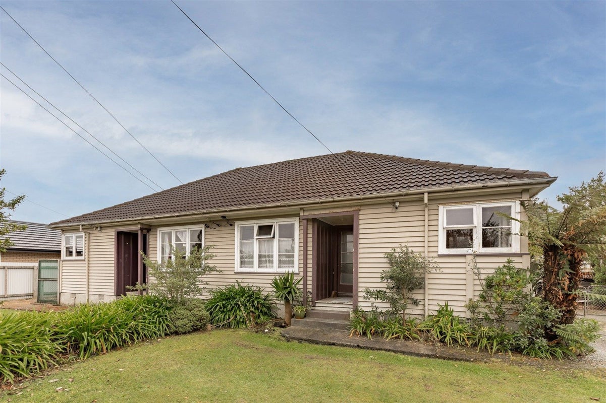 15 Mill Street, Westport, Westport - Carousel 1