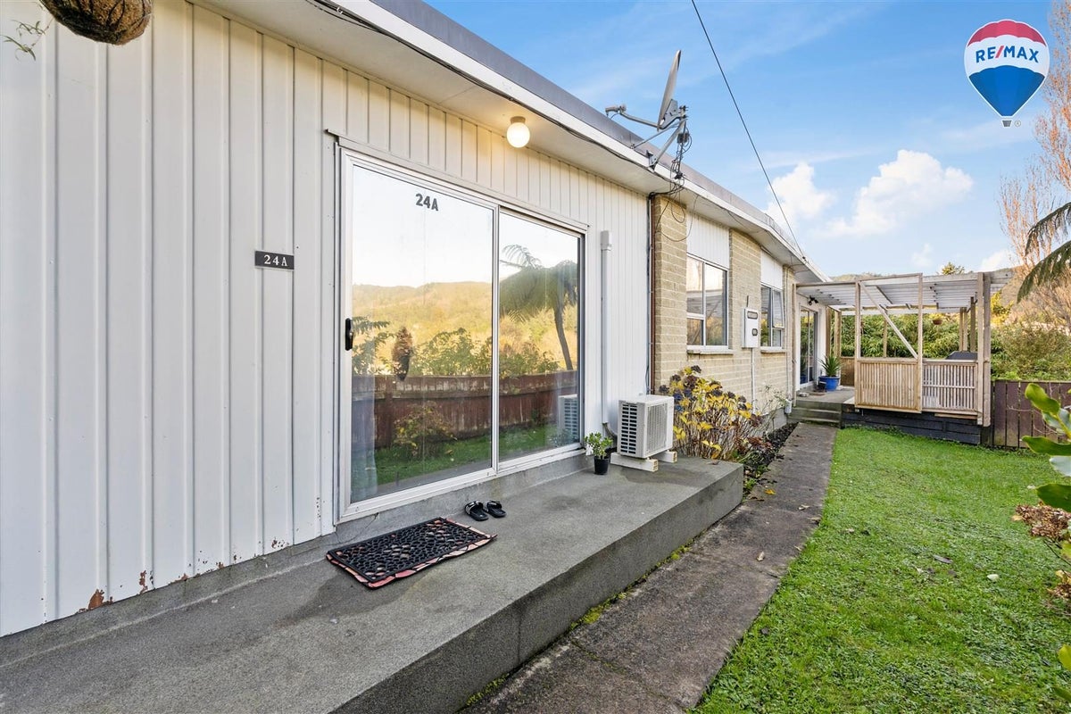 24A Logie ST, STOKES VALLEY, LOWER HUTT - Carousel 1