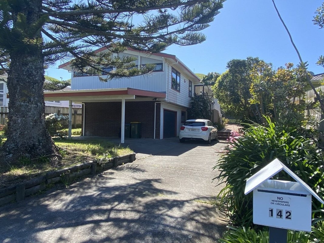 142 Rawhiti Road, Pukerua Bay, Porirua - Carousel 1