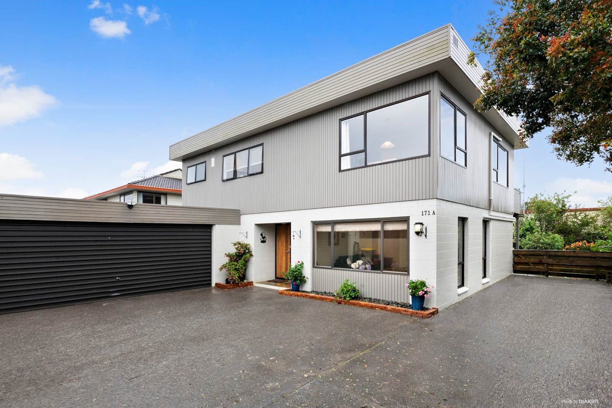 2/171 Stredwick Drive, Torbay, Auckland - Carousel 1