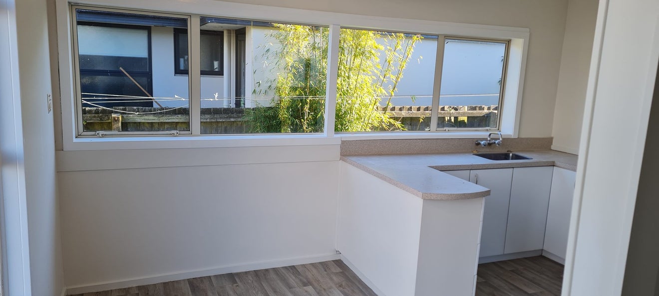 1/18A Sylvia Street, Parklands, Christchurch - Carousel 2