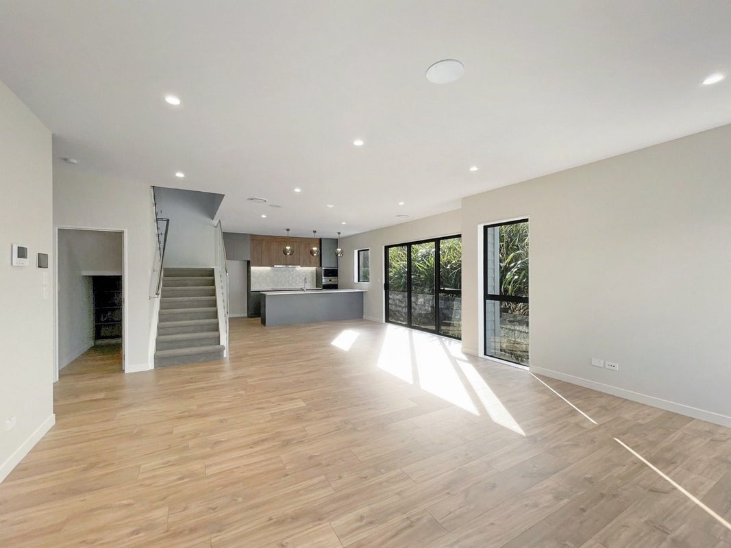 20C Longshore Drive, Long Bay, Auckland - Carousel 2