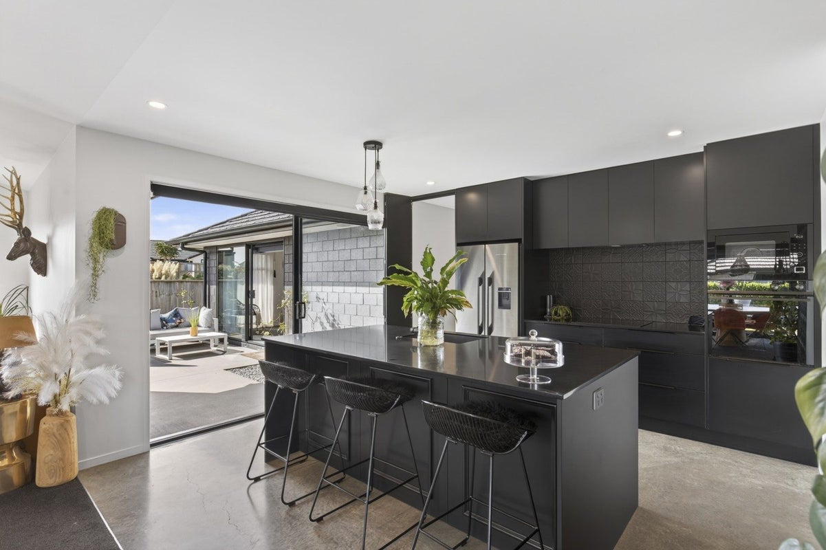 44 Coby Sydney Drive, Bell Block, New Plymouth - Carousel 2