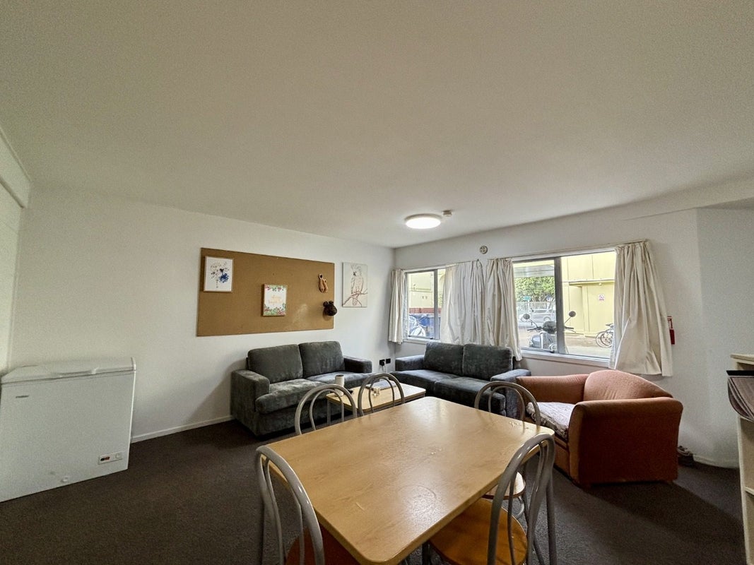 35/4 Sussex Street, Mount Cook, Wellington - Carousel 2