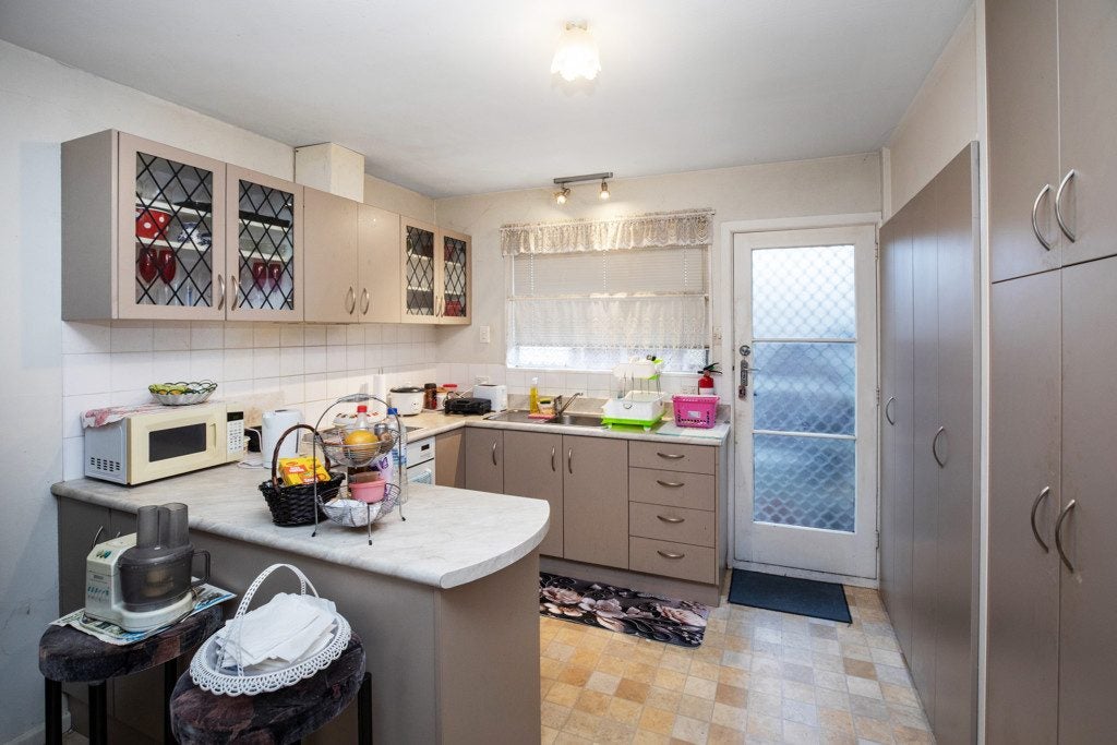3/71 Hills Road, Edgeware, Christchurch - Carousel 2