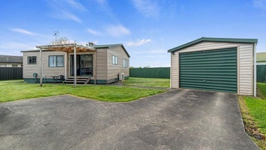 59A Saxbys Road, Deanwell, Hamilton - Carousel 1