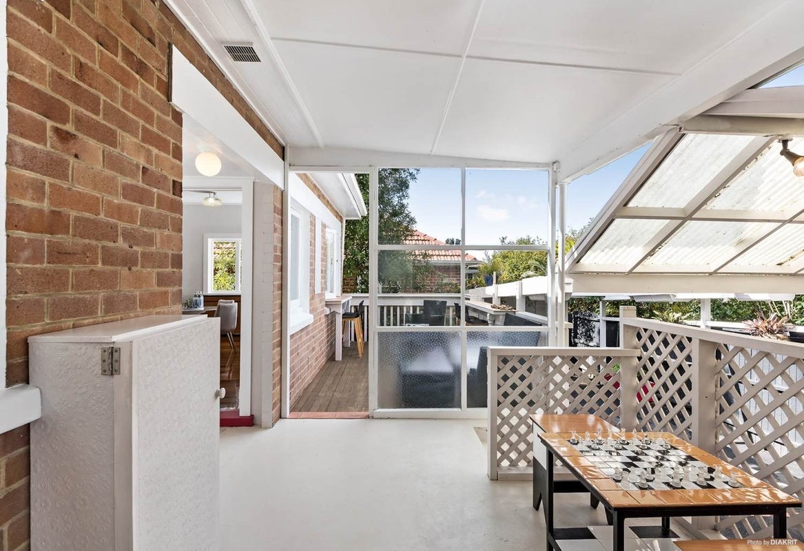 209 Campbell Road, Greenlane, Auckland - Carousel 14