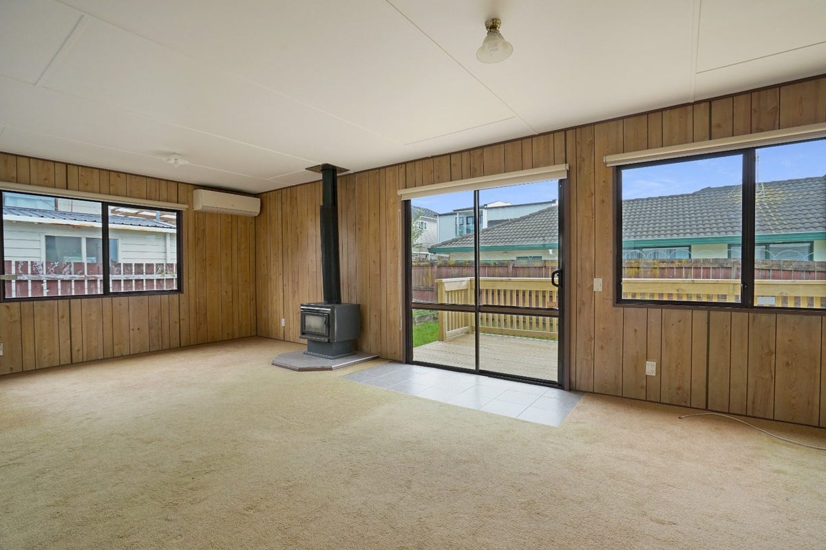 1/35 Russell Road, Manurewa, Auckland - Carousel 2
