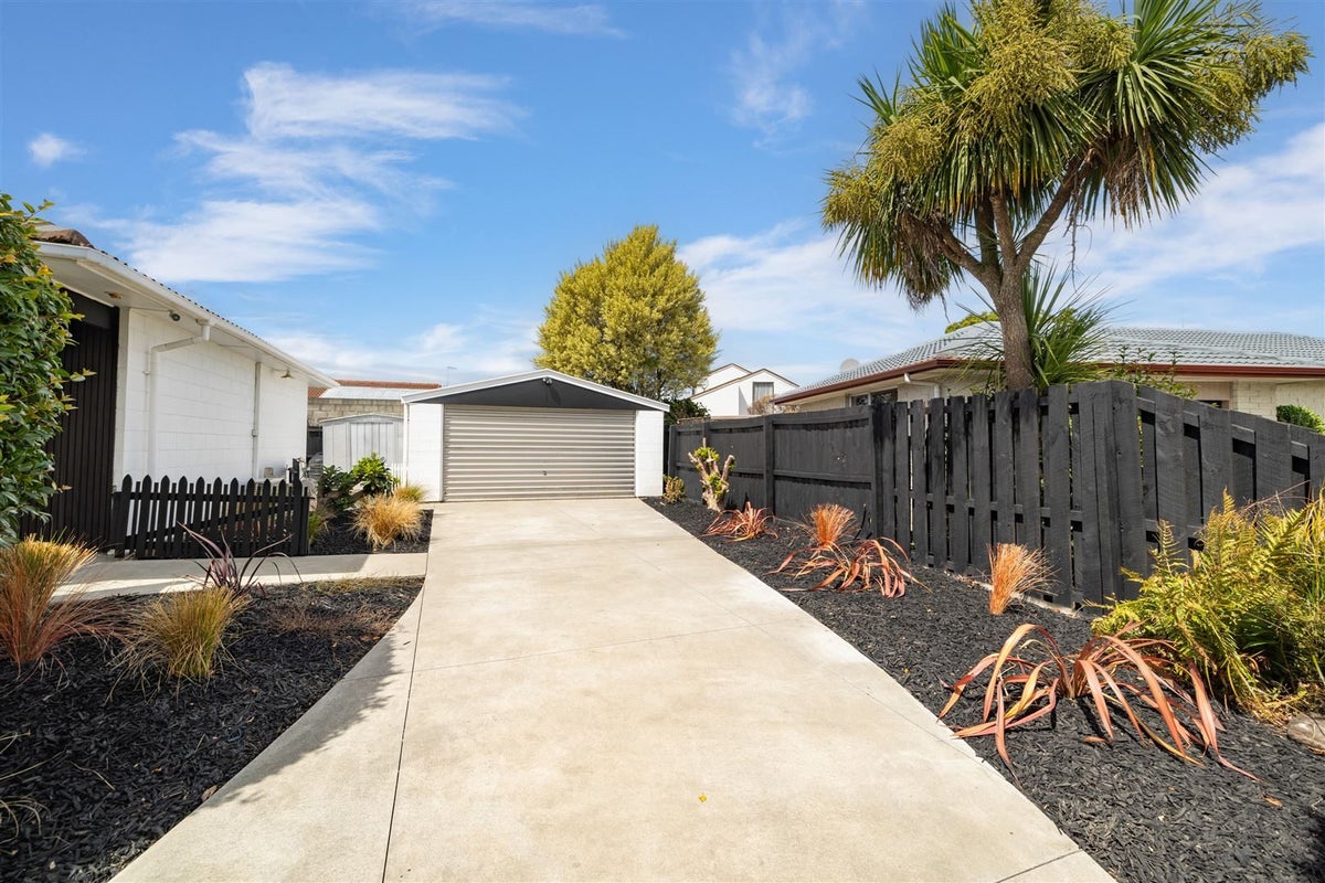 325 Sawyers Arms Road, Bishopdale, Christchurch - Carousel 22
