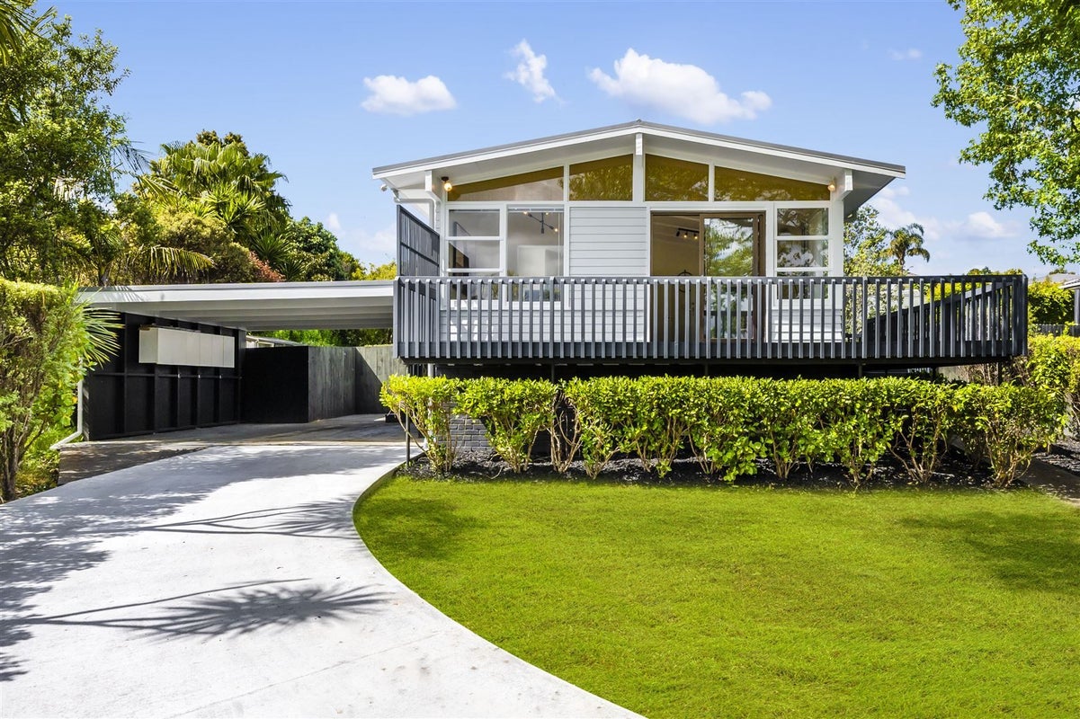 31 Aplin Place, Birkdale, Auckland - Carousel 1