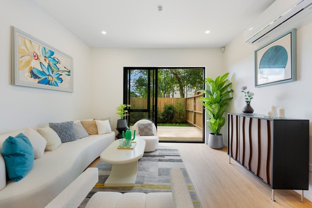 163 Lake Road, Belmont, Auckland - Carousel 2
