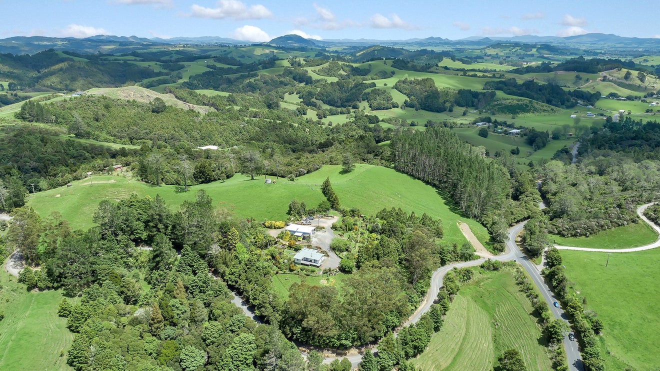 2 Byles Road, Opuawhanga, Hikurangi - Carousel 1
