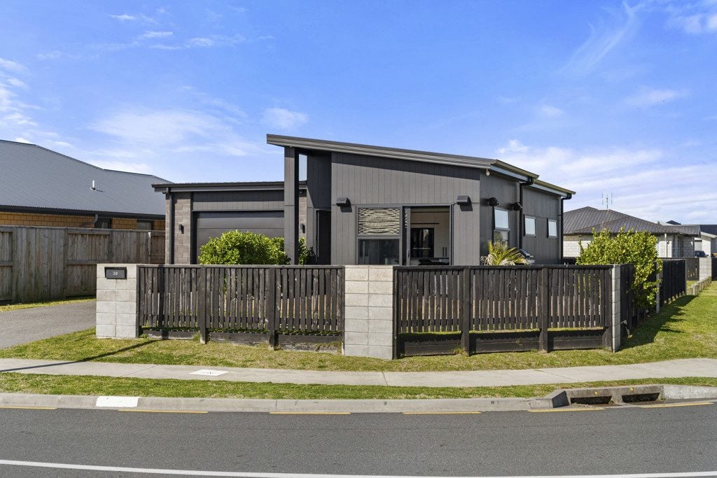 39 Union Drive, Papamoa, Papamoa - Carousel 2