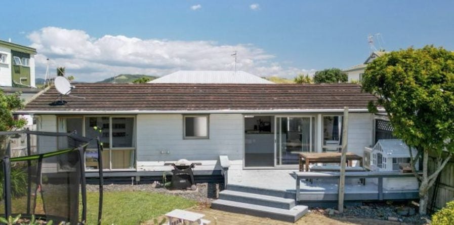 288A Papamoa Beach Road, Papamoa Beach, Papamoa - Carousel 1