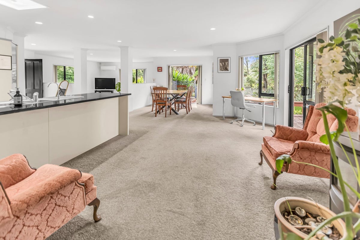 29 Edward Payton Grove, Pukehangi, Rotorua - Carousel 2
