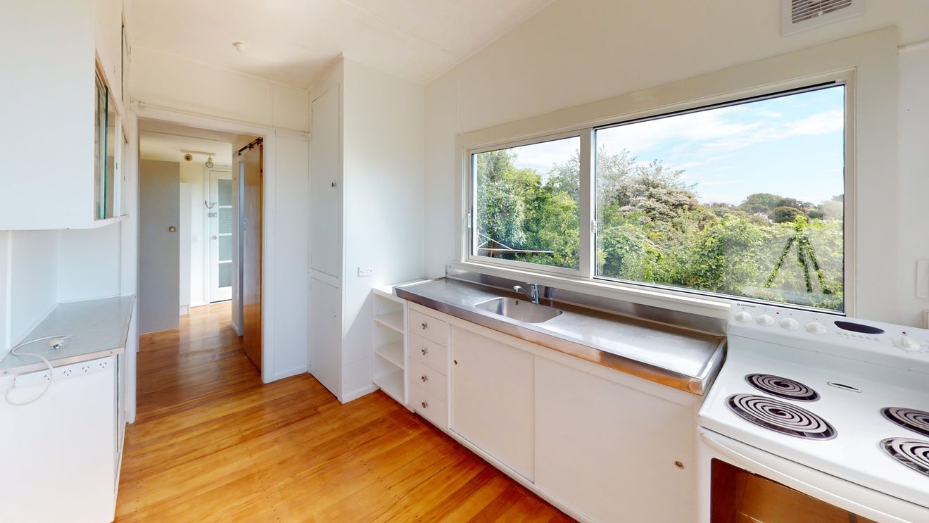 10 William Avenue, Raumati South, Paraparaumu - Carousel 2