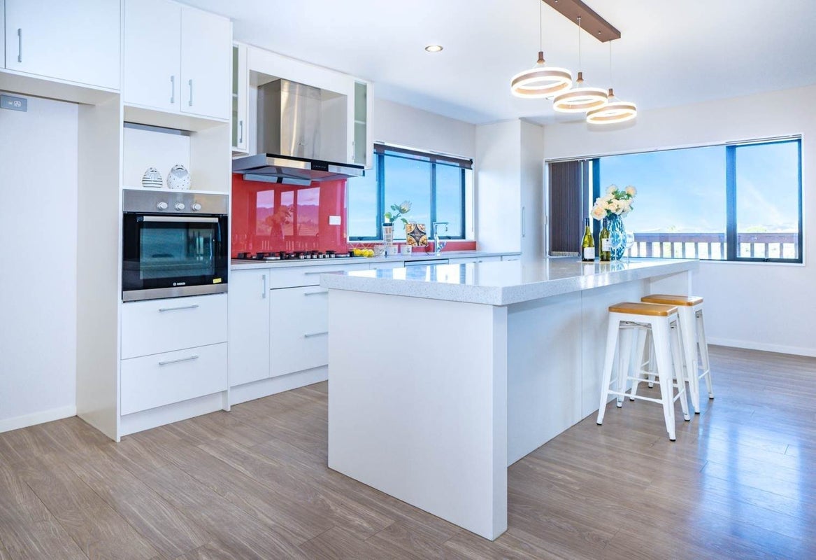 232 Sturges Road, Henderson, Auckland - Carousel 2