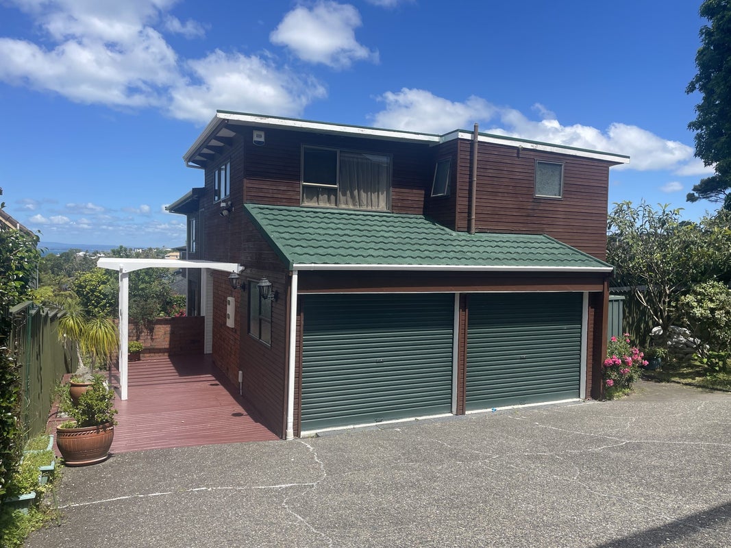 2/55 Aberdeen Road, Castor Bay, Auckland - Carousel 1