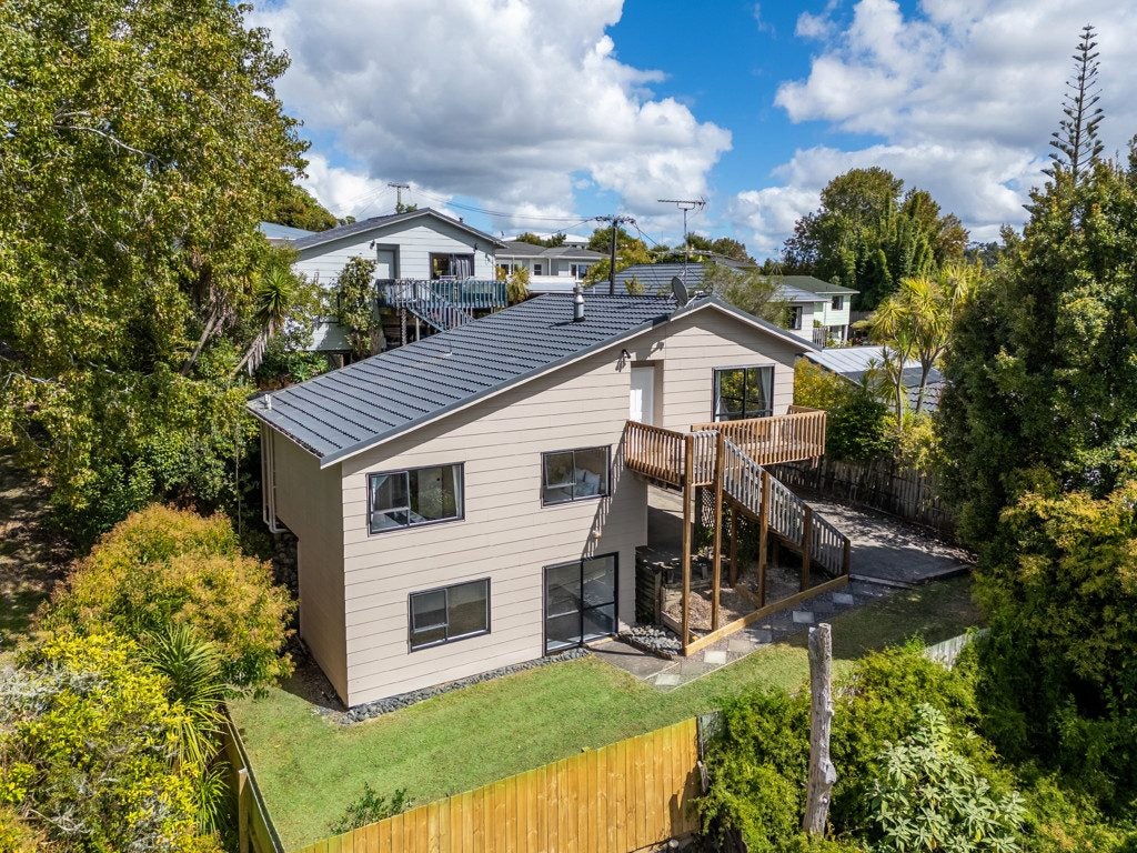 3/75 Stanley Road, Glenfield, Auckland - Carousel 1