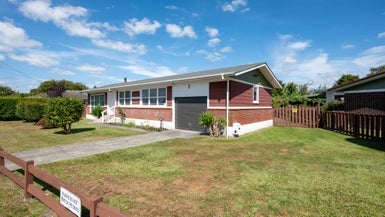 34 Whitworth Road, Utuhina, Rotorua - Carousel 1
