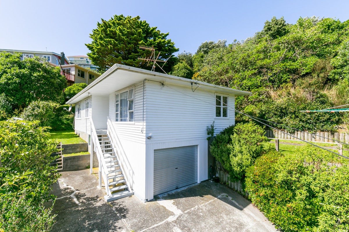 63 Montreal Grove, Kingston, Wellington - Carousel 1