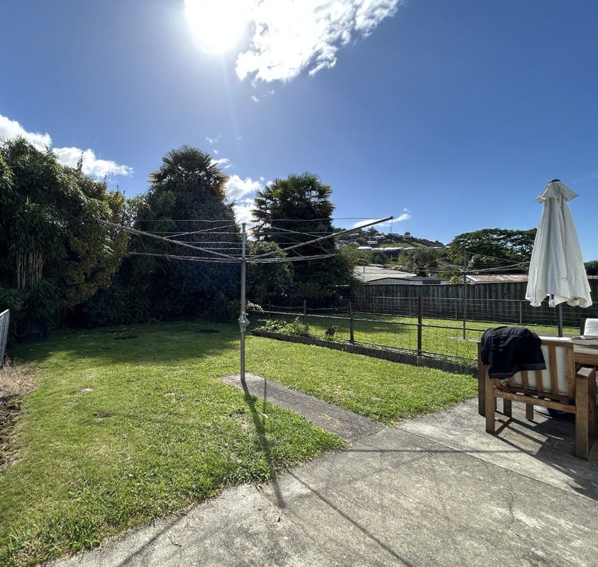 24 Emano Street, Toi Toi, Nelson - Carousel 6