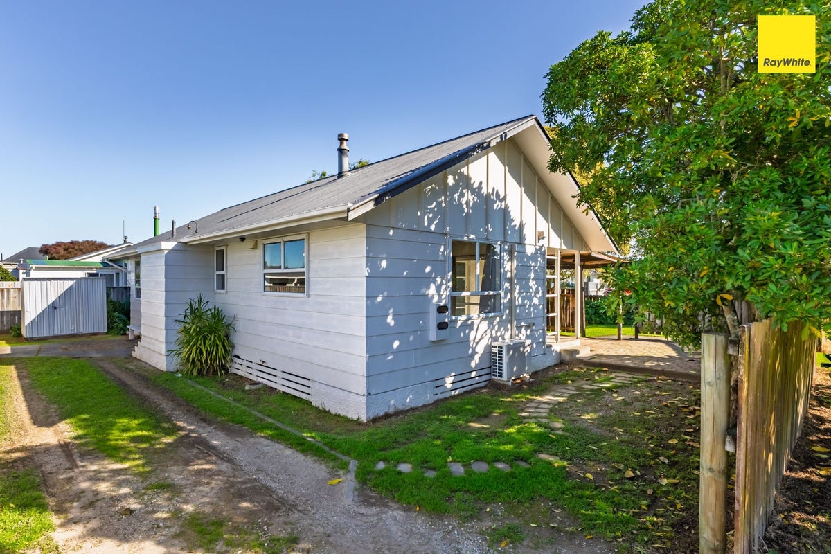 15 Foster Street, Te Hapara, Gisborne - Carousel 2