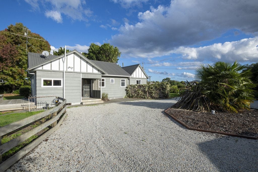 178 Seddon Street, Gisborne - Carousel 2