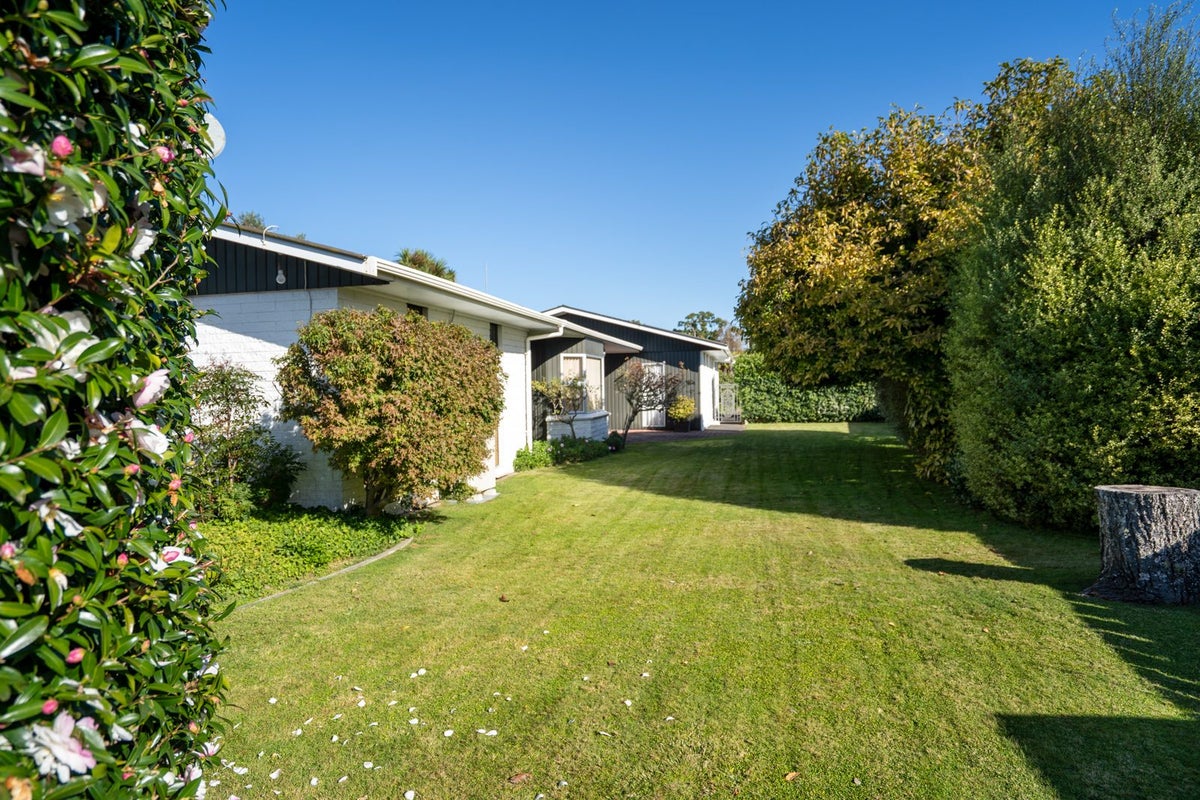 6 Woodstock Crescent, Cambridge, Waipa, Waikato - Carousel 1