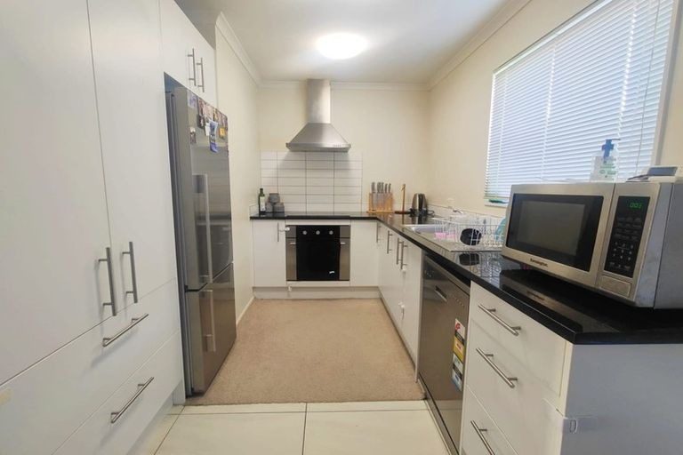 6 Duin Lane, Wiri, Auckland - Carousel 3